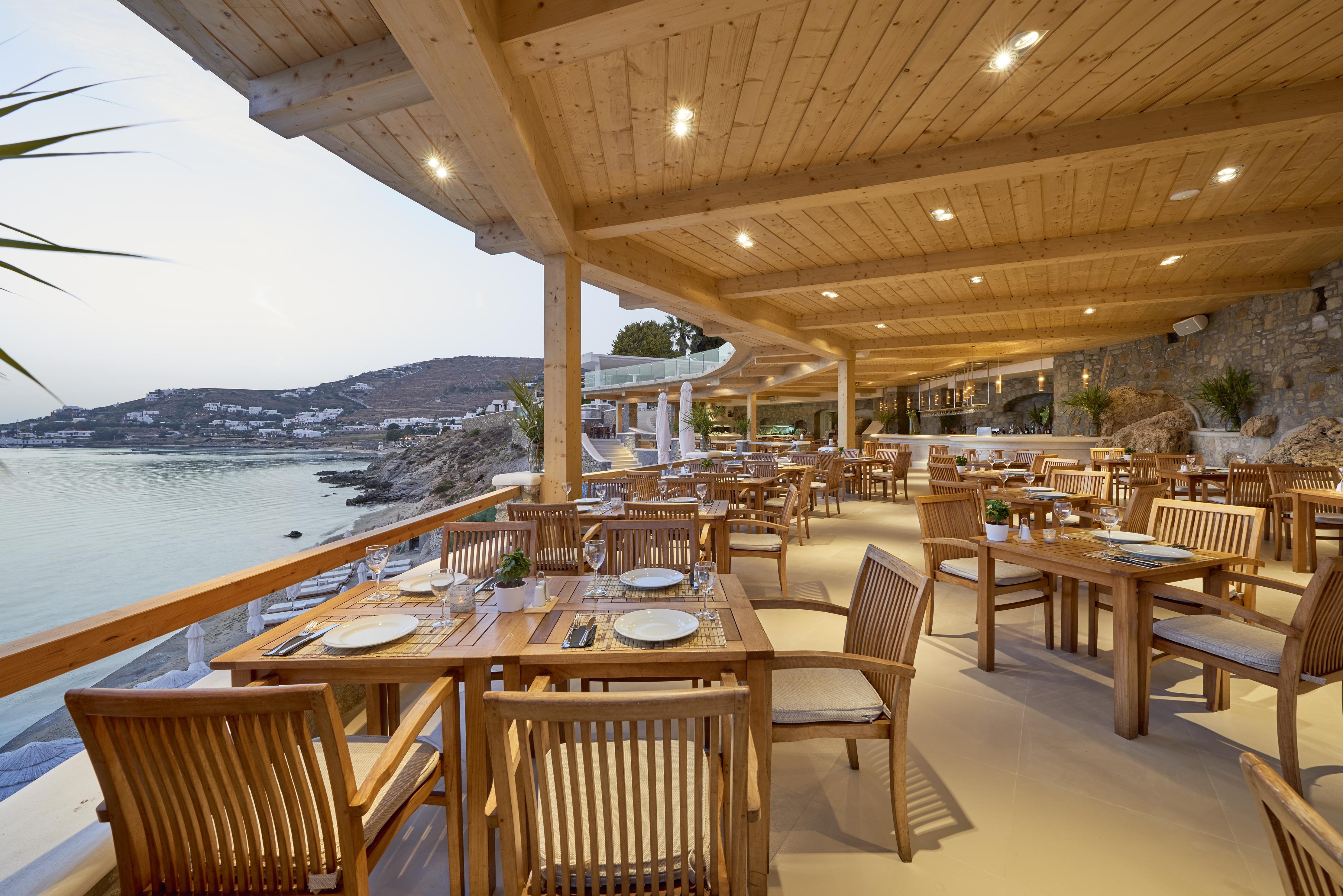 Saint John Hotel Villas & Spa Agios Ioannis Diakoftis Eksteriør billede The restaurant at the Mykonos Grand Resort