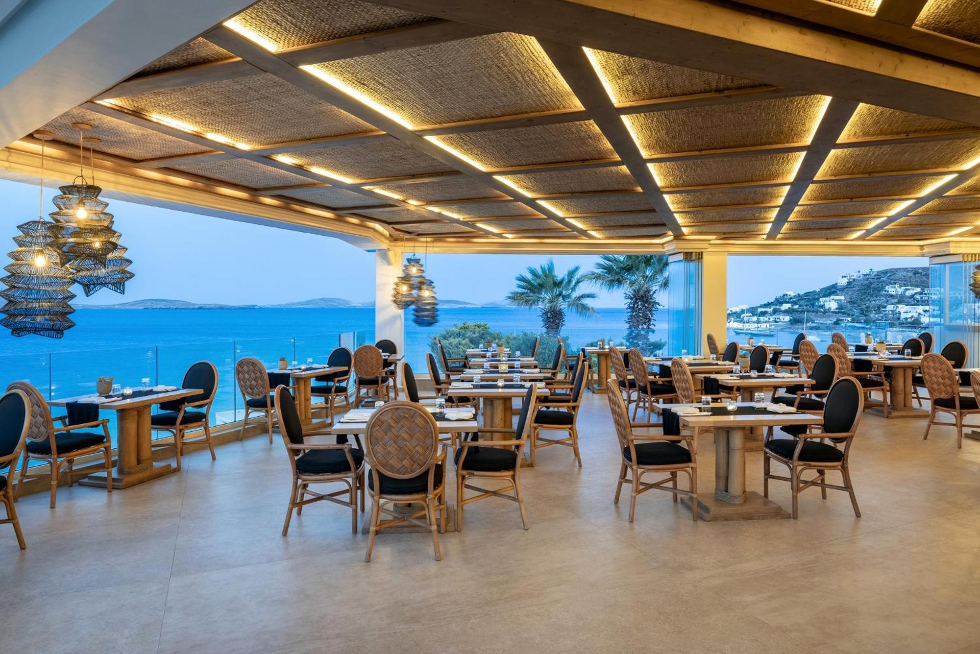 Saint John Hotel Villas & Spa Agios Ioannis Diakoftis Eksteriør billede The restaurant at the Mykonos Grand Resort